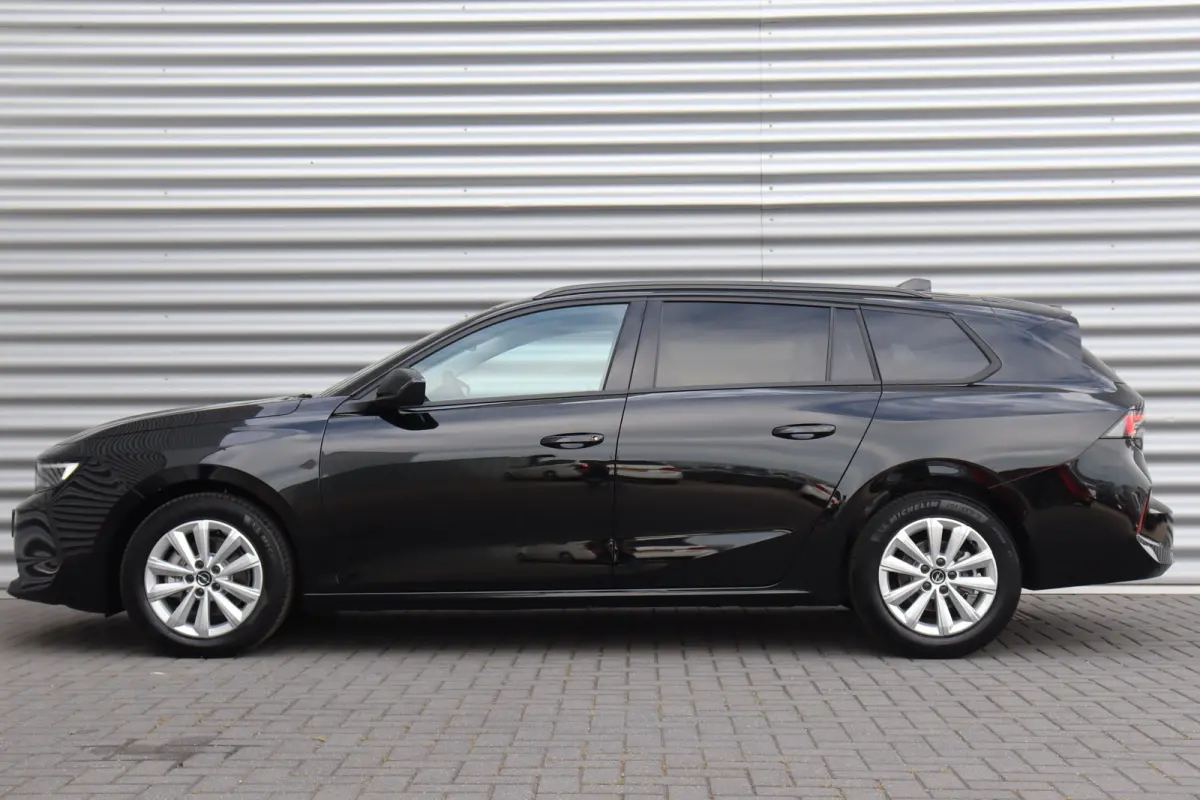1.2 TURBO 110PK BUSINESS EDITION / NAVI / CLIMA / LED / PDC / AGR / 16" LMV / CAMERA / KEYLESS / CRUISECONTROL / NIEUWSTAAT !!