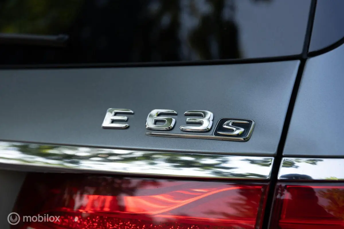 AMG 63 S 4MATIC Premium Plus