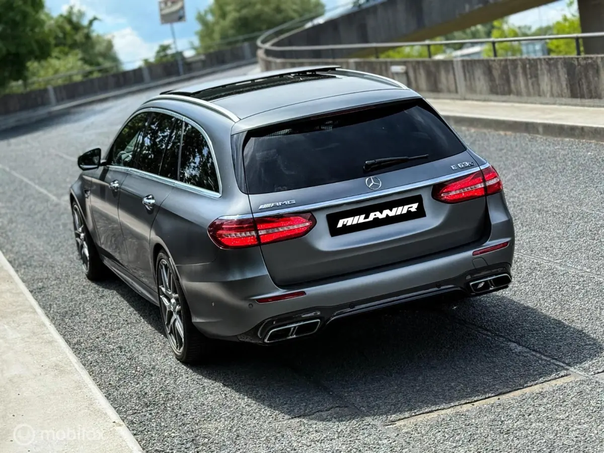 AMG 63 S 4MATIC Premium Plus