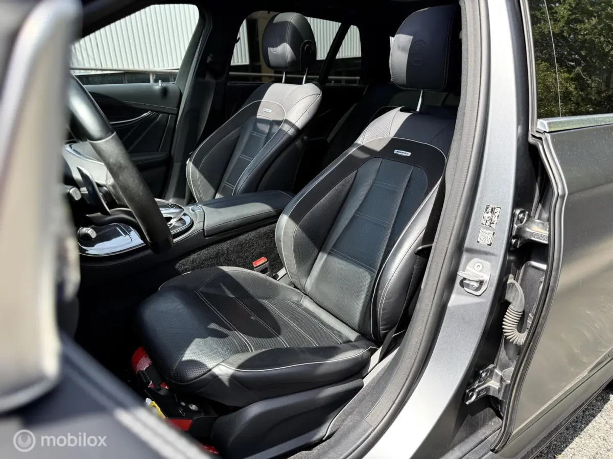 AMG 63 S 4MATIC Premium Plus