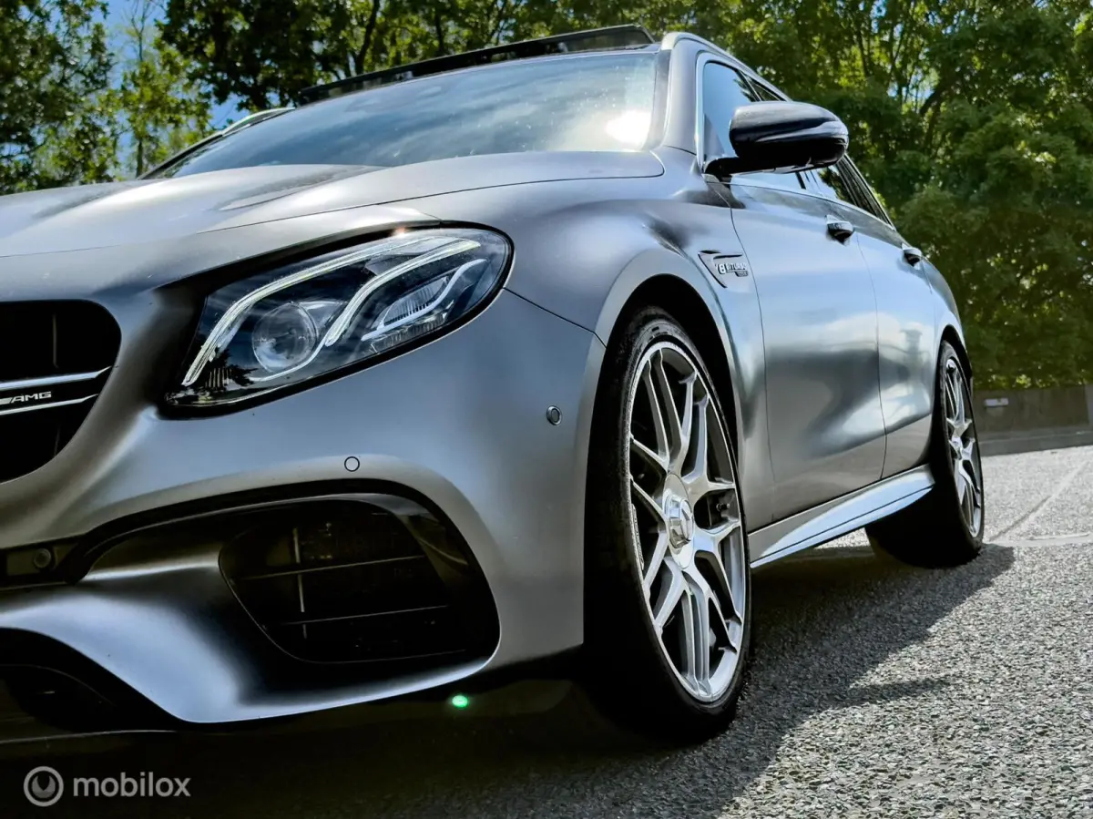 AMG 63 S 4MATIC Premium Plus