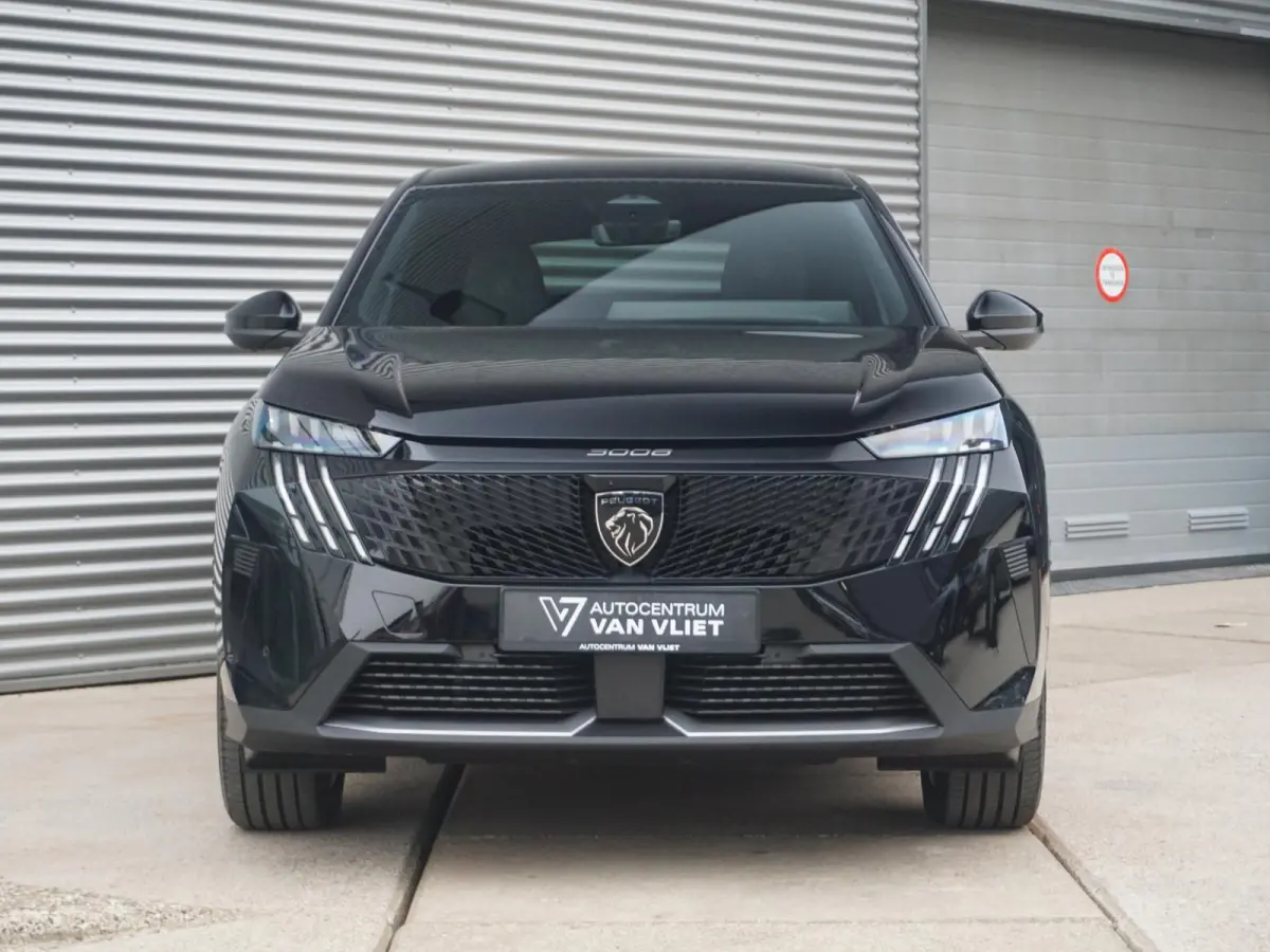 1.2 Hybrid 145 GT | 360 Vision & Drive Assist Plus Pack |