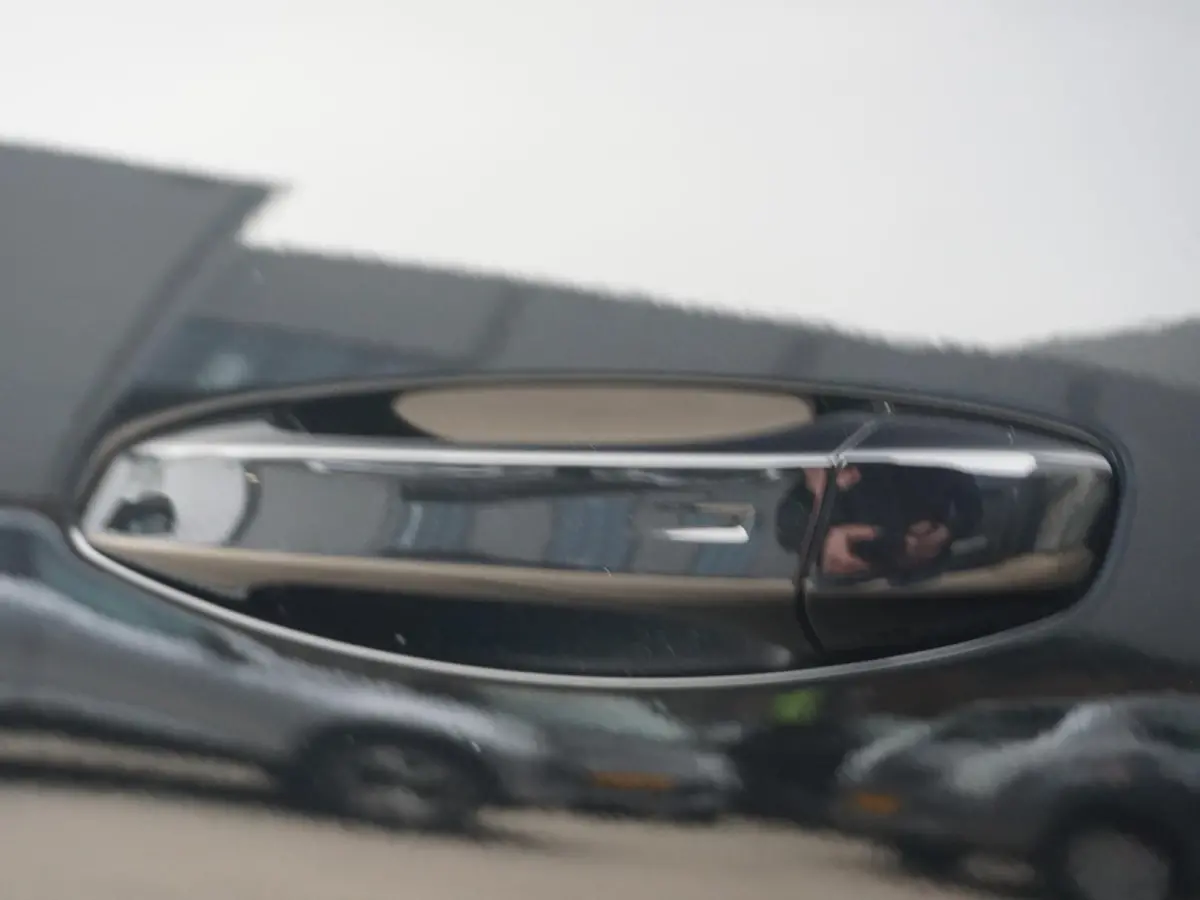 1.2 Hybrid 145 GT | 360 Vision & Drive Assist Plus Pack |