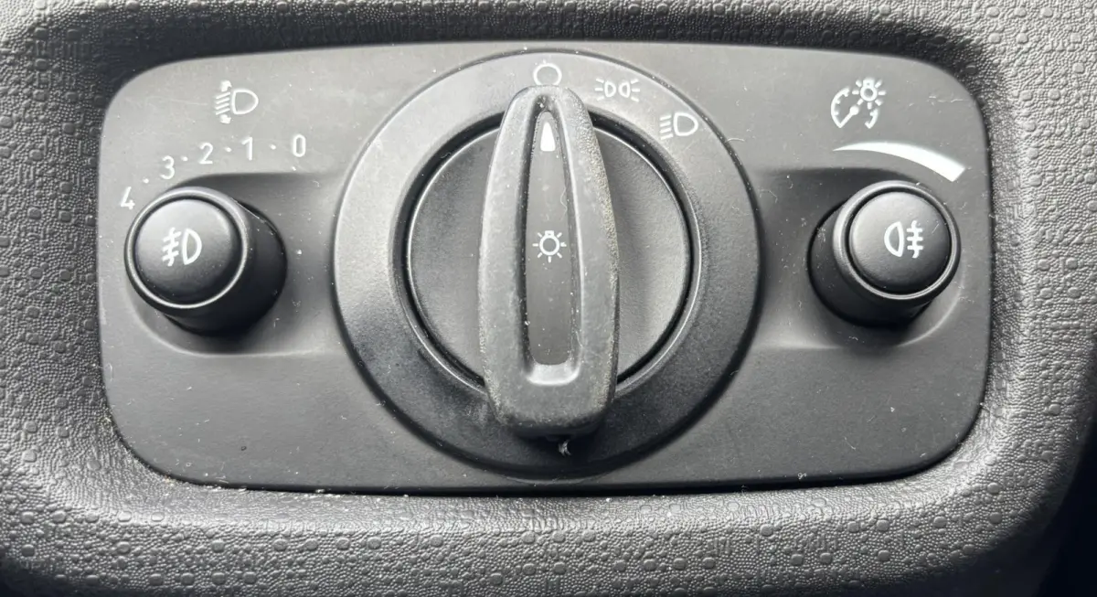 1.0 Style Ultimate | Nette Staat | Volledige Onderhoudshistorie | Cruise Control | Navigatie | Airco | 5 Deurs | Parkeersensoren Voor en Achter | 2 Sleutels |
