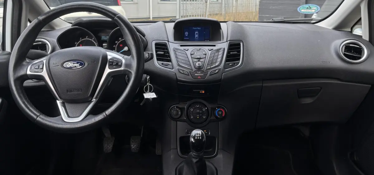 1.0 Style Ultimate | Nette Staat | Volledige Onderhoudshistorie | Cruise Control | Navigatie | Airco | 5 Deurs | Parkeersensoren Voor en Achter | 2 Sleutels |