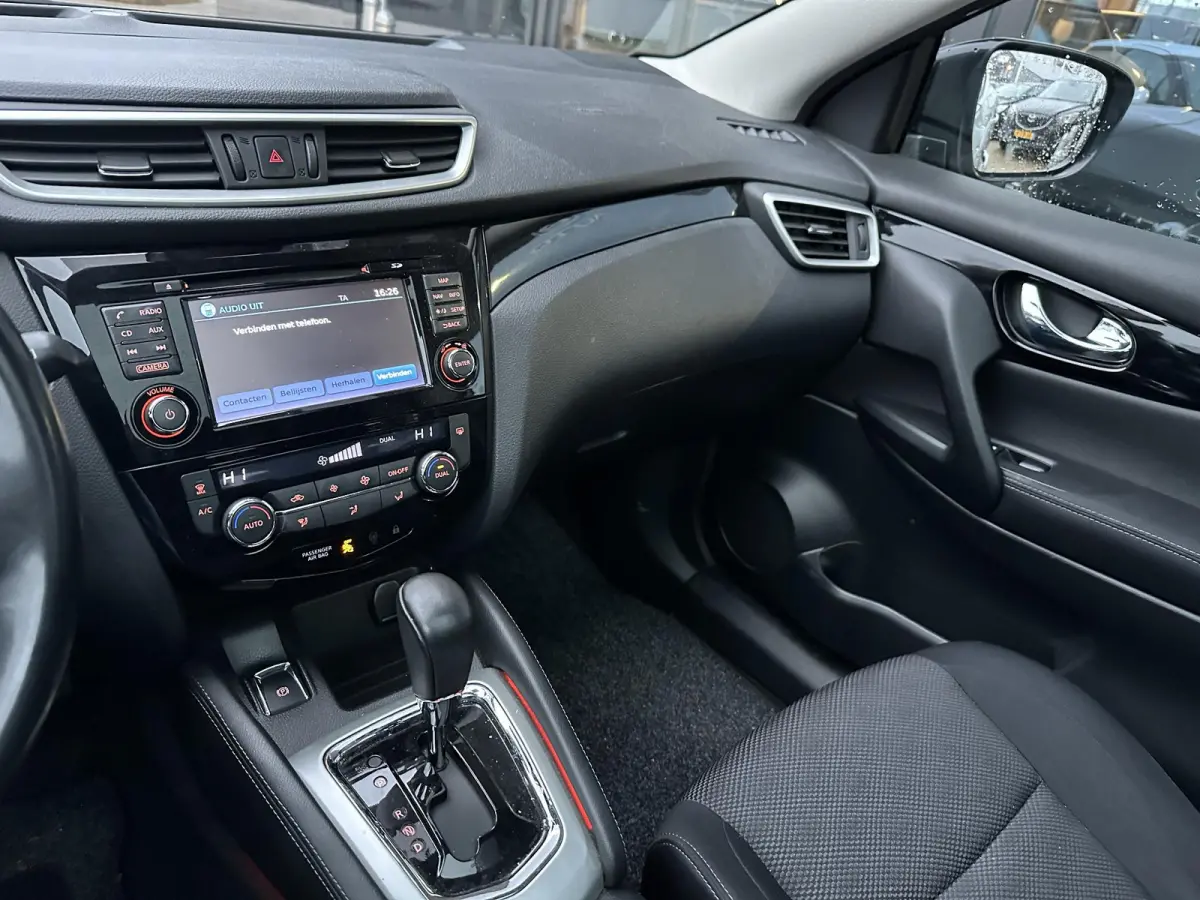1.2 Connect Edition | AUTOMAAT | BOMVOL | NL Auto | 360 Camera | Pano | Trekhaak | Keyless | Navi | 2 Sleutels | Onderhoudshistorie |