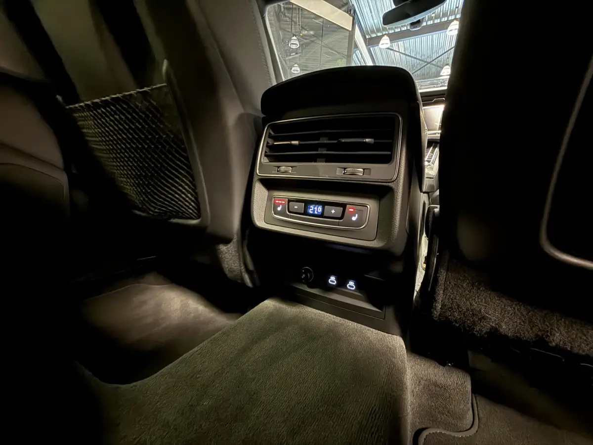 55 TFSI e quattro Pro Line |PHEV|Trekhaak|HUD|Stoel koel/verwarming|Carplay|Matrix LED|