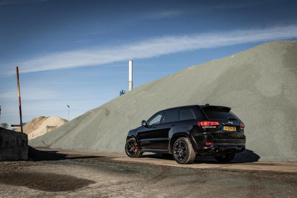 6.4 V8 SRT Grijs Kenteken - LPG/G3 - Pano - Leder - Xenon