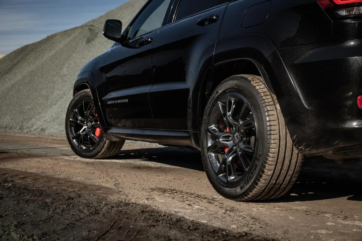 6.4 V8 SRT Grijs Kenteken - LPG/G3 - Pano - Leder - Xenon