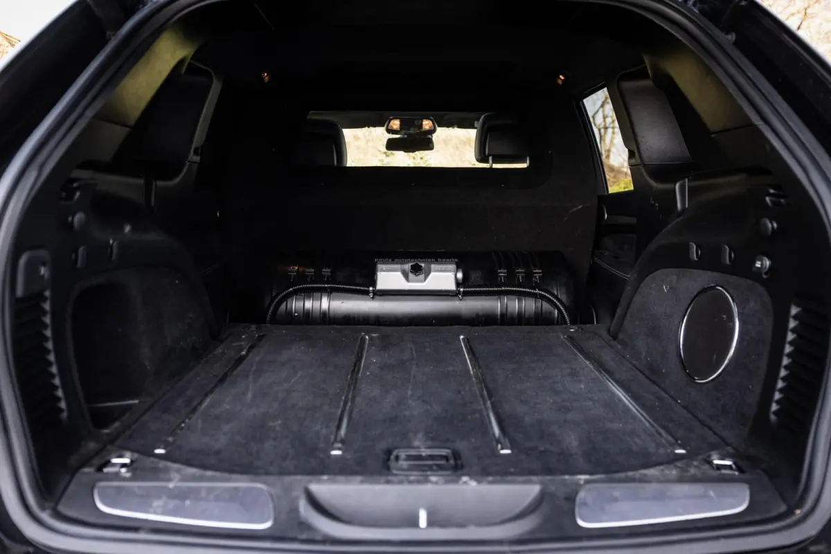 6.4 V8 SRT Grijs Kenteken - LPG/G3 - Pano - Leder - Xenon