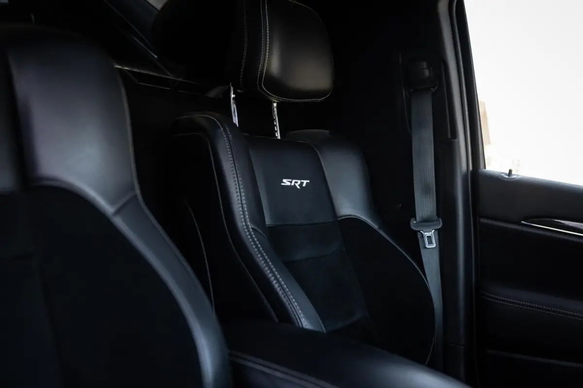 6.4 V8 SRT Grijs Kenteken - LPG/G3 - Pano - Leder - Xenon