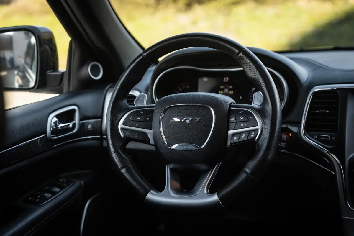6.4 V8 SRT Grijs Kenteken - LPG/G3 - Pano - Leder - Xenon