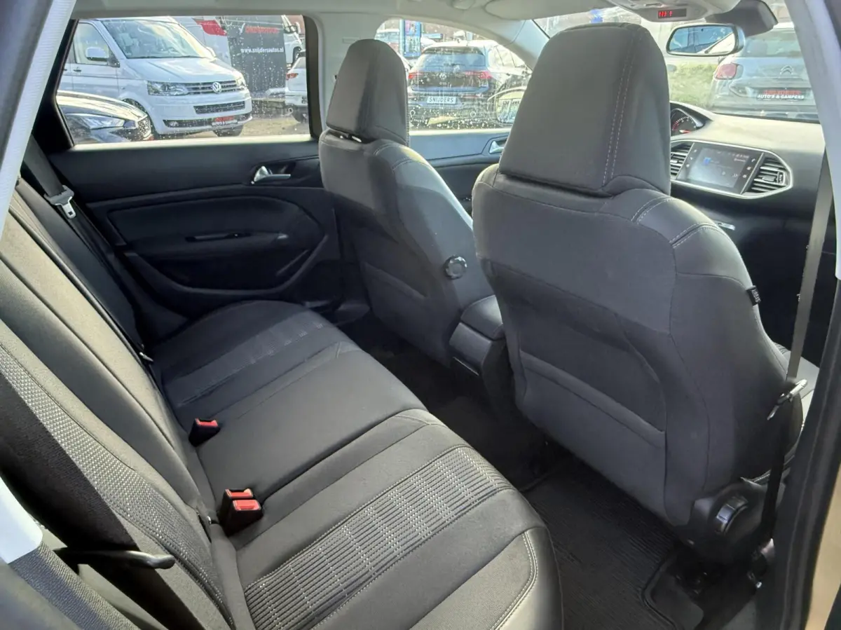 1.2 Gt Line automaat en trekhaak