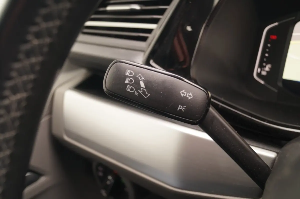 2.0 TDI 150pk DSG L1-H1 Bulli -DIGI-NAVI-PDC-TREKHAAK-