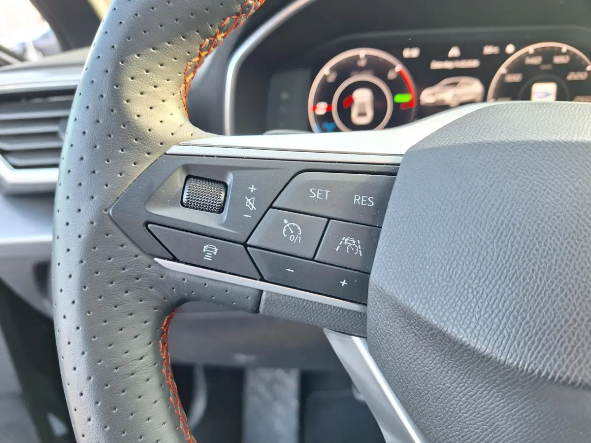 TSI 204pk DSG Hybrid PHEV FR (Pano,Trekhaak,Camera,Virtual)