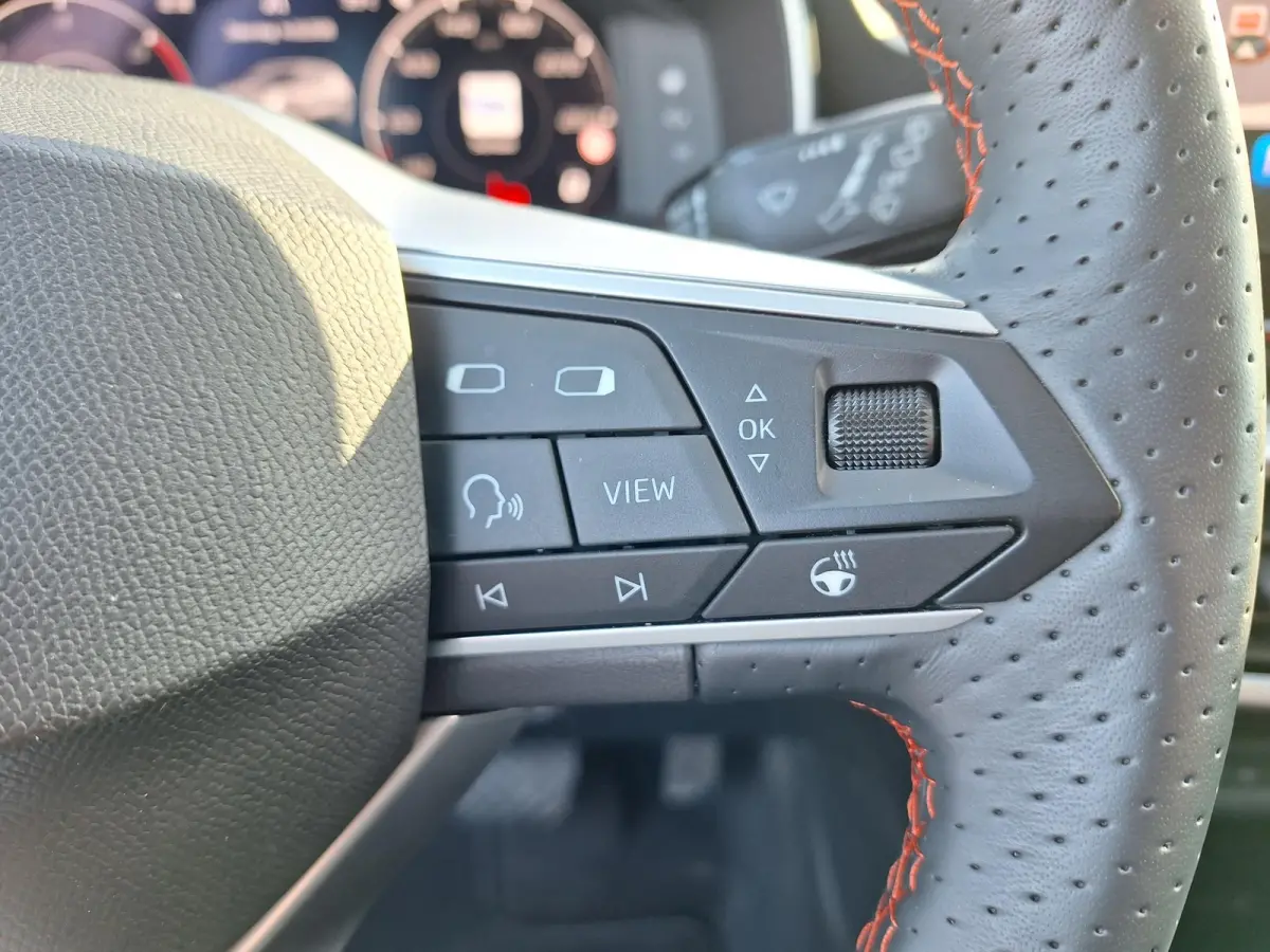 TSI 204pk DSG Hybrid PHEV FR (Pano,Trekhaak,Camera,Virtual)