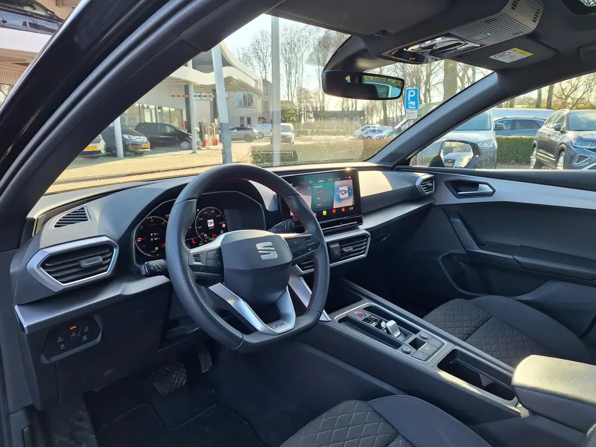 TSI 204pk DSG Hybrid PHEV FR (Pano,Trekhaak,Camera,Virtual)
