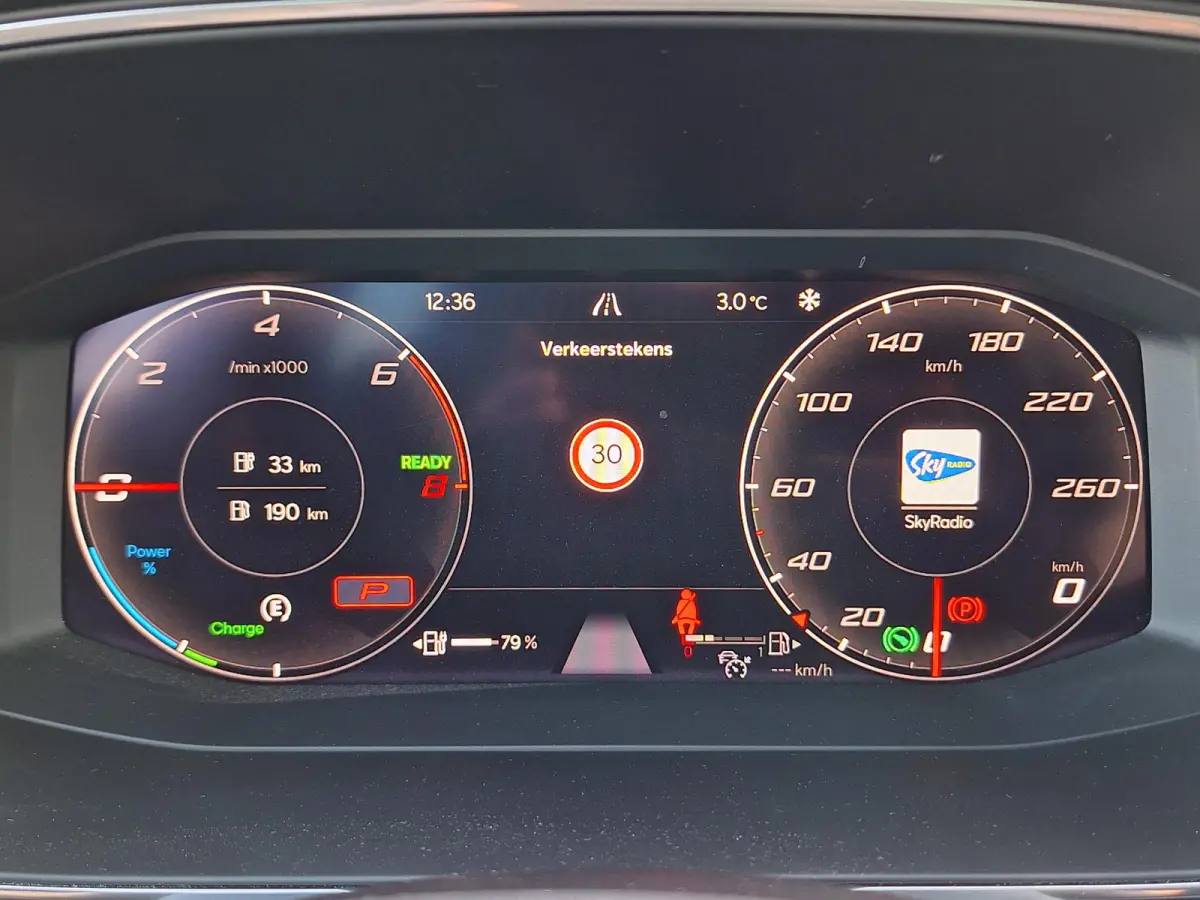 TSI 204pk DSG Hybrid PHEV FR (Pano,Trekhaak,Camera,Virtual)