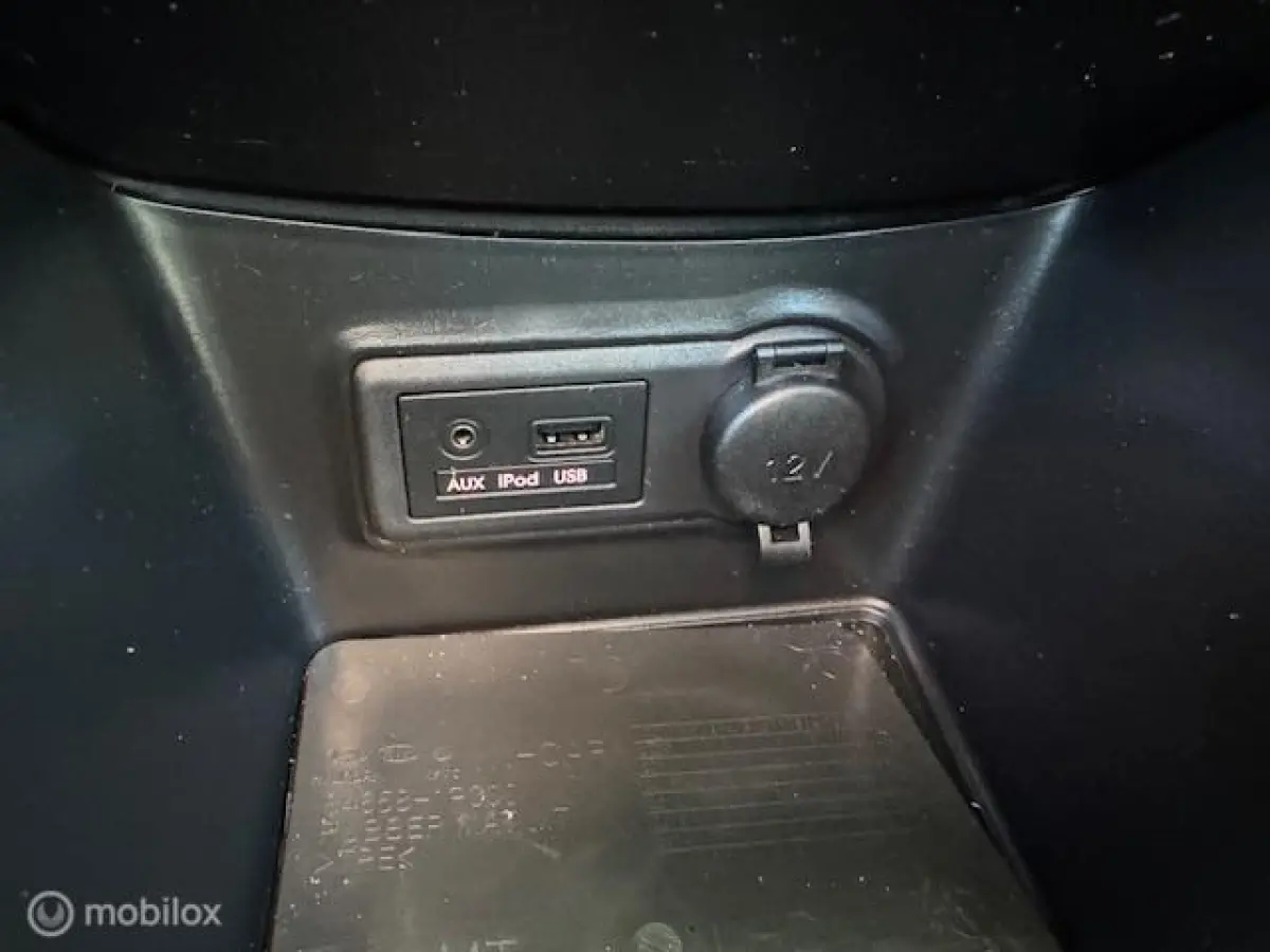1.4 CVVT ExecutiveLine Panorama schuif kantel dak , Stoel & stuur verwarming , Navigatie & camera achter , Velgen , Prive glas