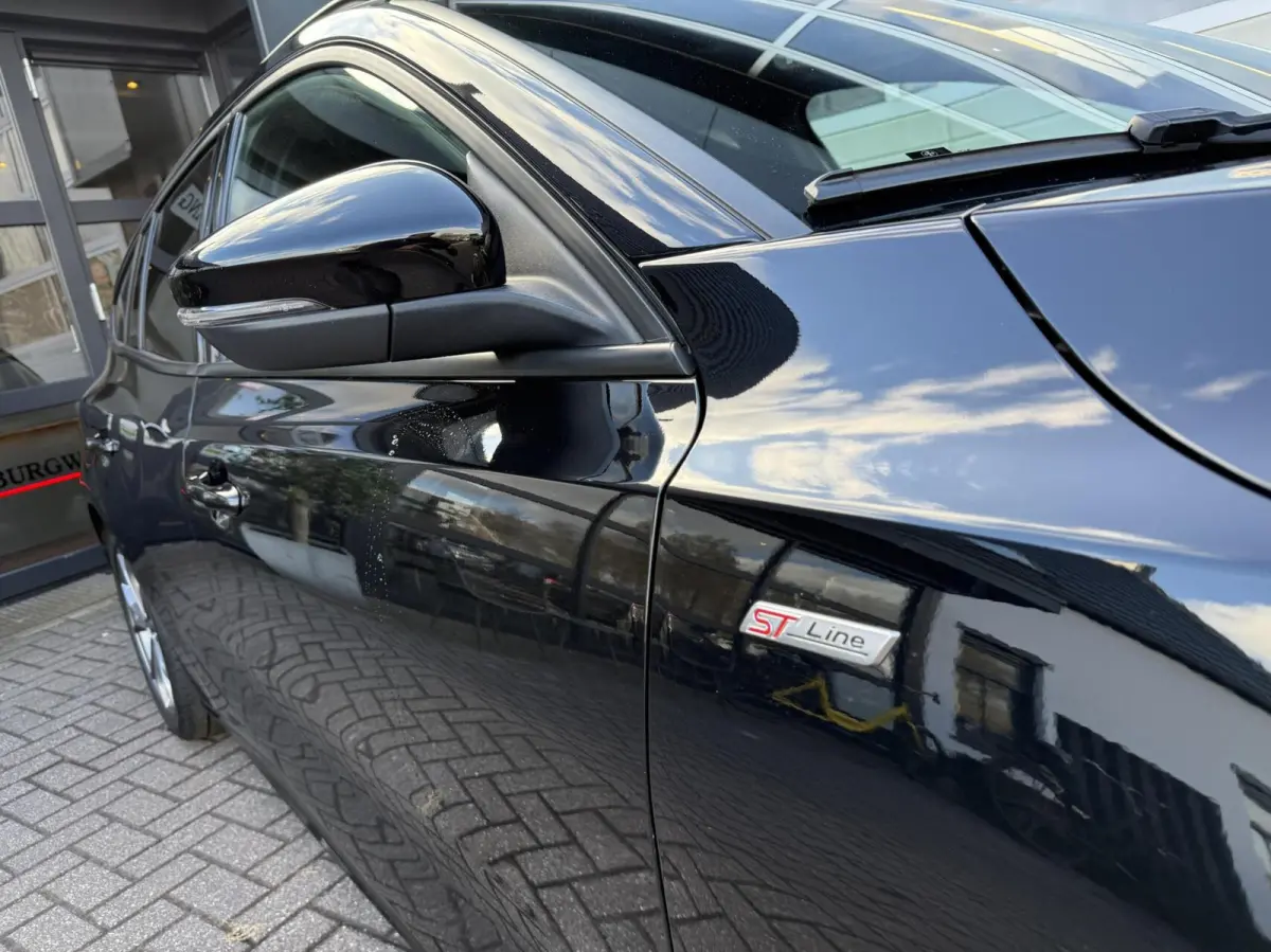 1.0 EcoBoost Hybrid ST Line *ALL-IN PRIJS*