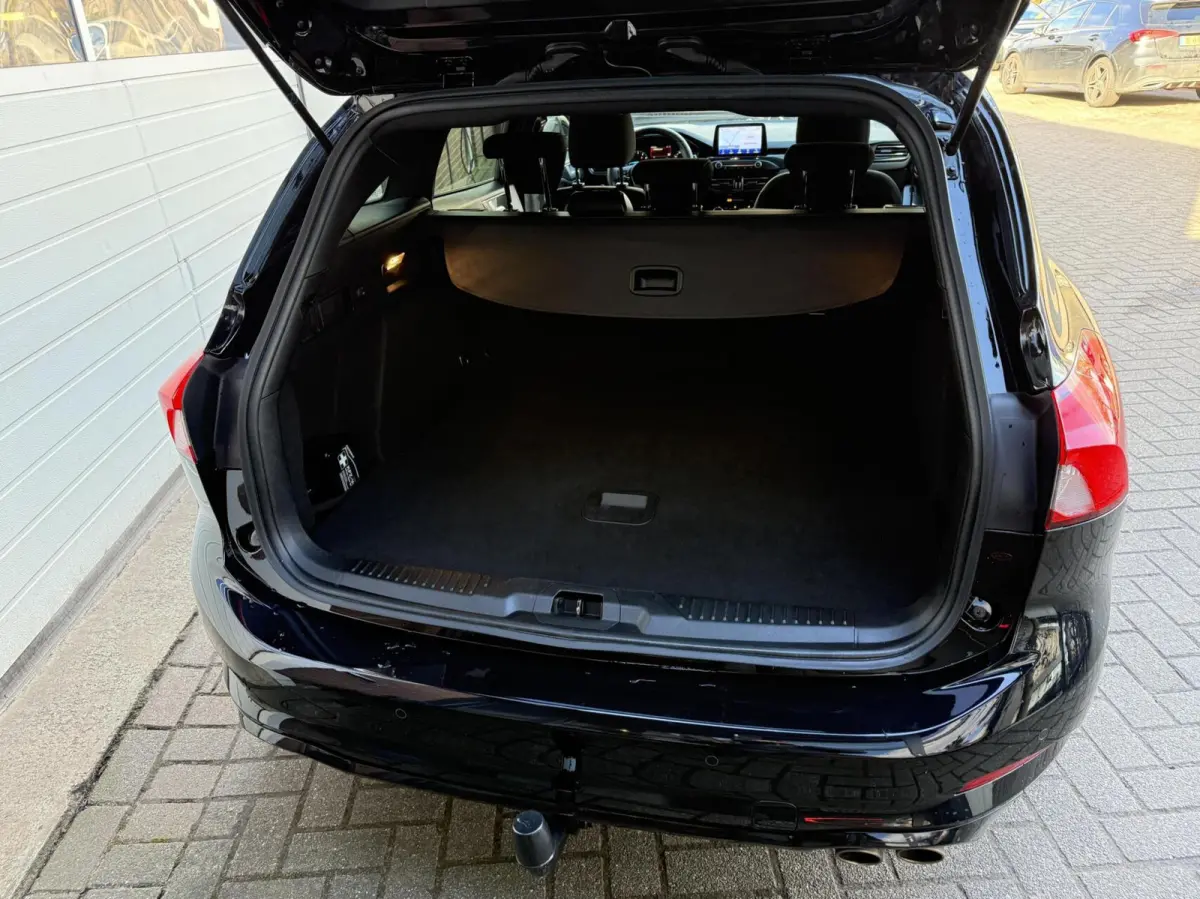 1.0 EcoBoost Hybrid ST Line *ALL-IN PRIJS*