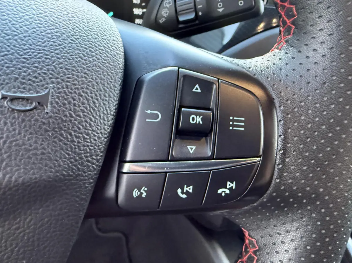 1.0 EcoBoost Hybrid ST Line *ALL-IN PRIJS*
