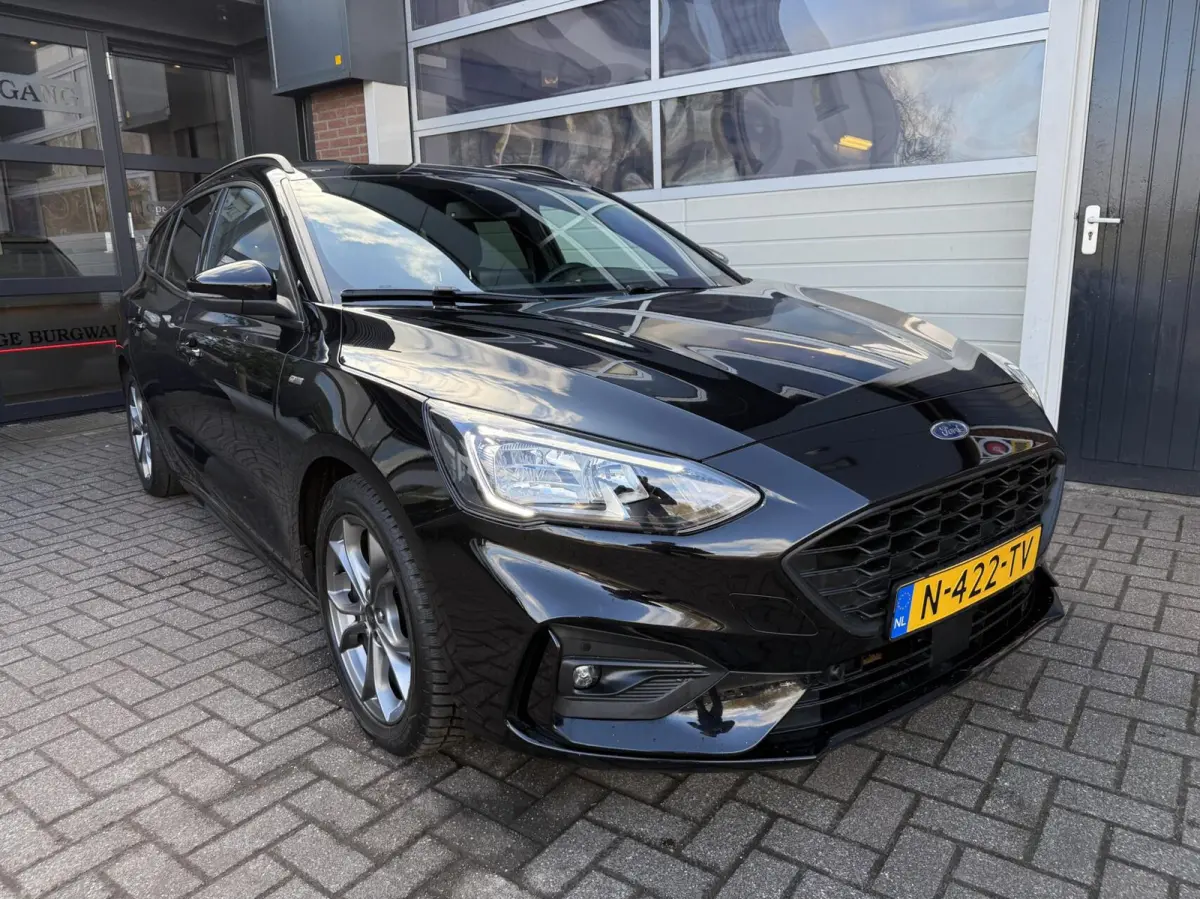 1.0 EcoBoost Hybrid ST Line *ALL-IN PRIJS*