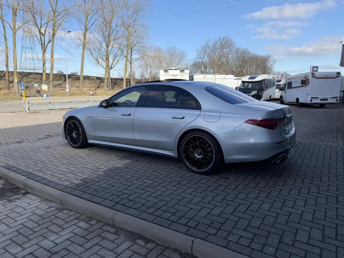 AMG 63 S E Keramisch Carbon In/Exterieur Burmester 4D