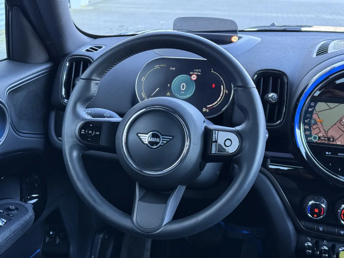 2.0 Cooper SE Pano/Camera/Apple