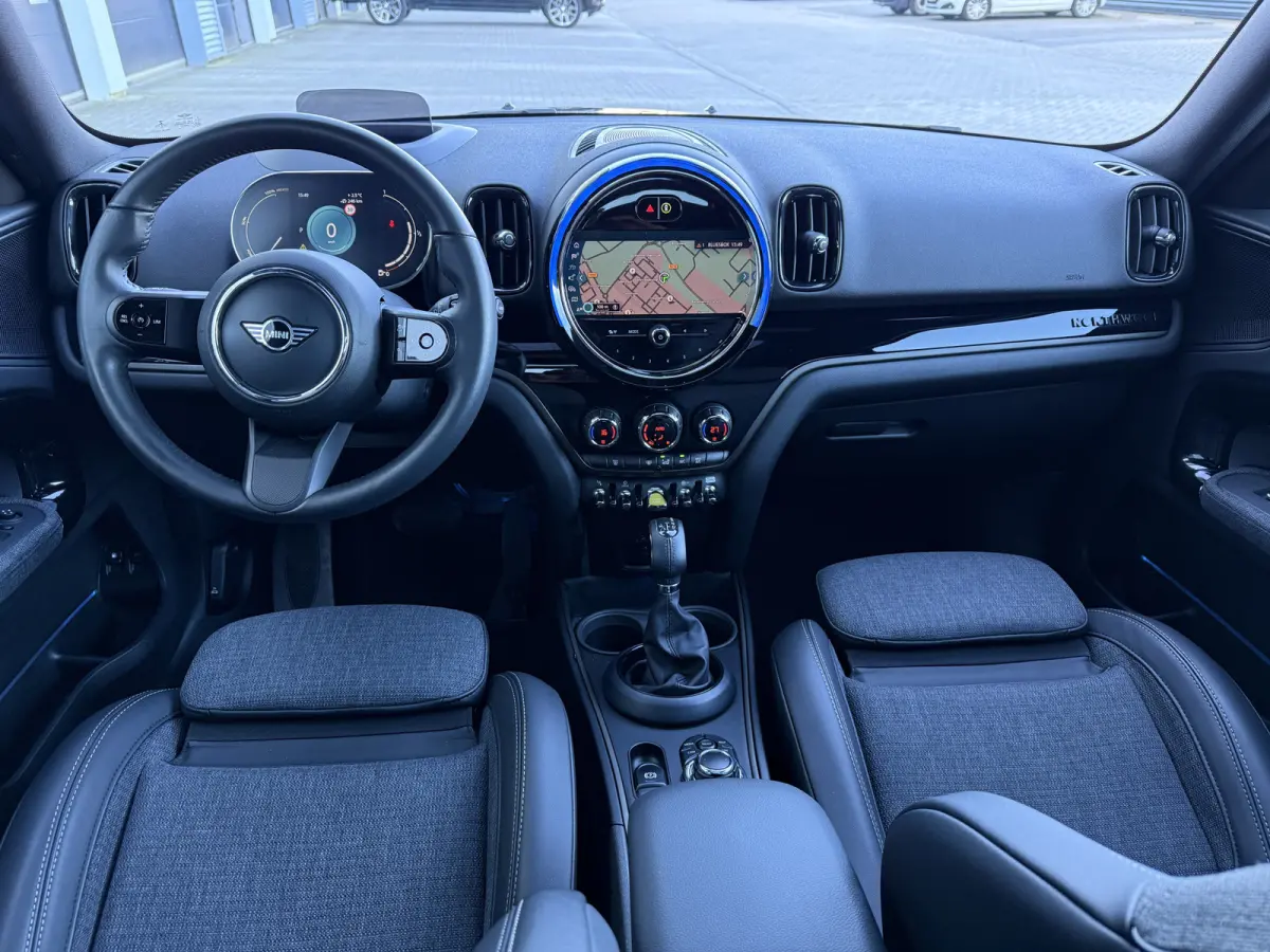 2.0 Cooper SE Pano/Camera/Apple
