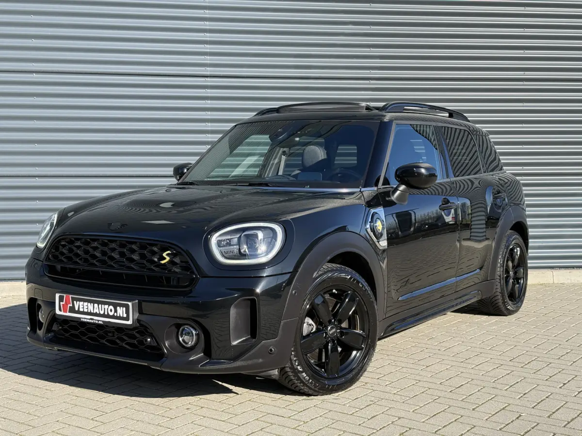 2.0 Cooper SE Pano/Camera/Apple