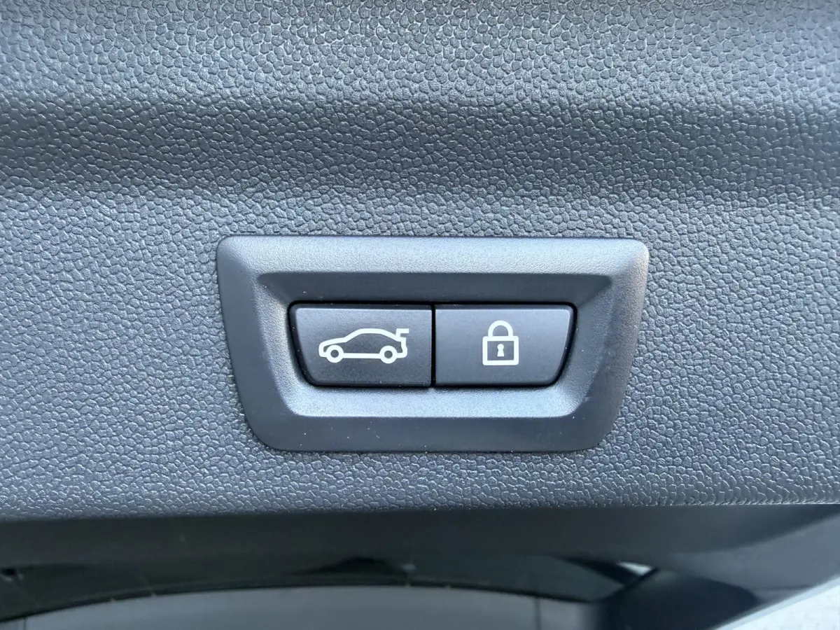 2.0 Cooper SE Pano/Camera/Apple