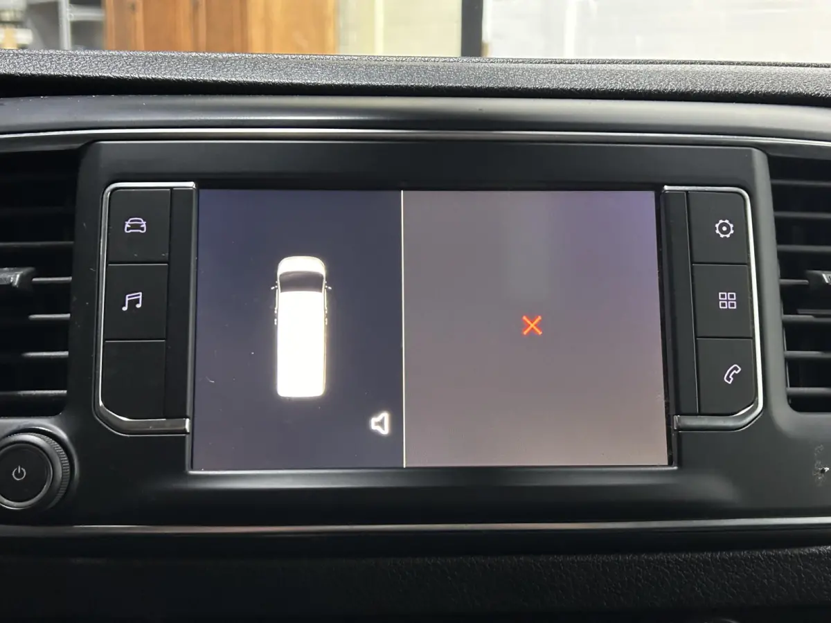 2.0 CDTI 122 pk L3H1 Automaat Airco, Cruise Dodehoek Assist, Laadruimte Pakket, PDC V+A, 2-Zits