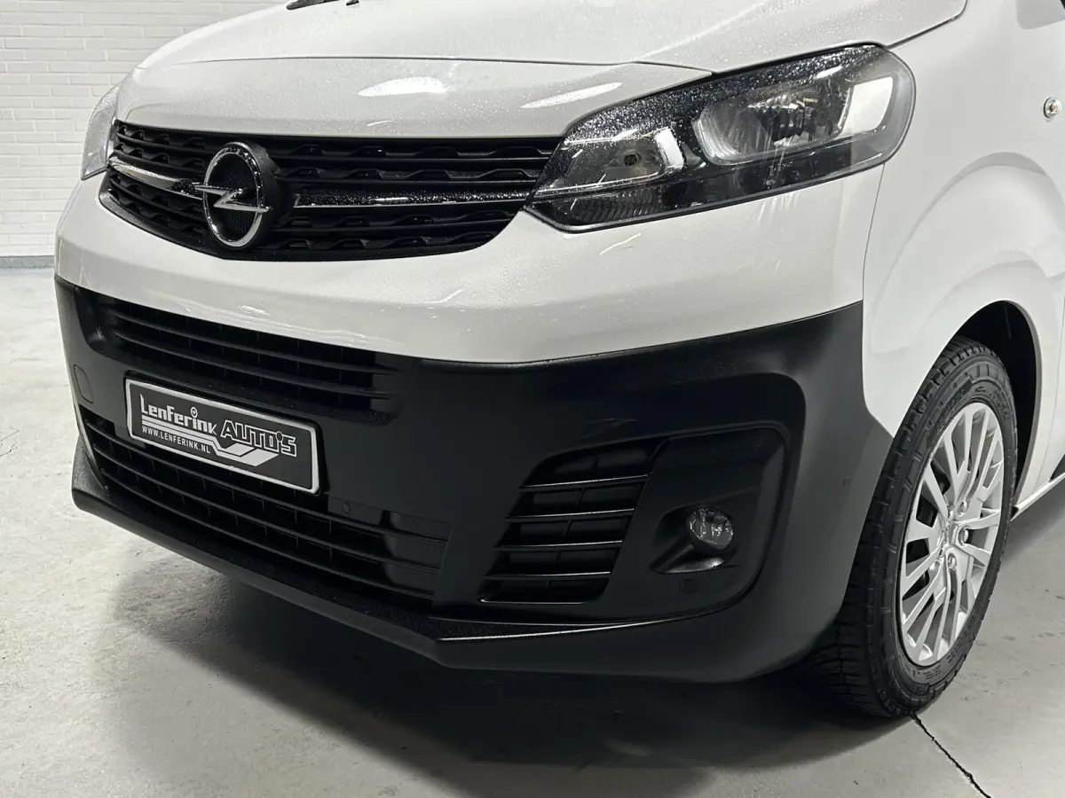 2.0 CDTI 122 pk L3H1 Automaat Airco, Cruise Dodehoek Assist, Laadruimte Pakket, PDC V+A, 2-Zits