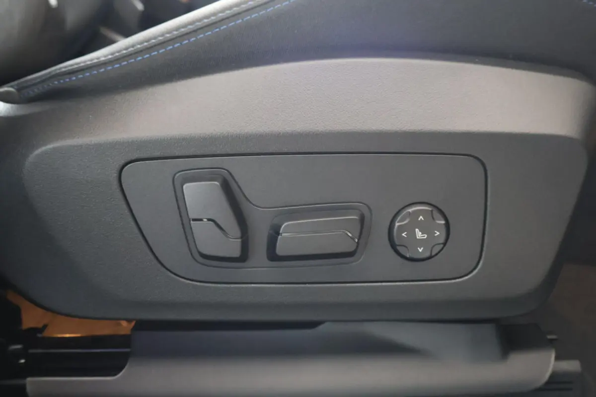sDrive 20i | M Sportpakket | Premium Pack | Comfort Pack| Trekhaak