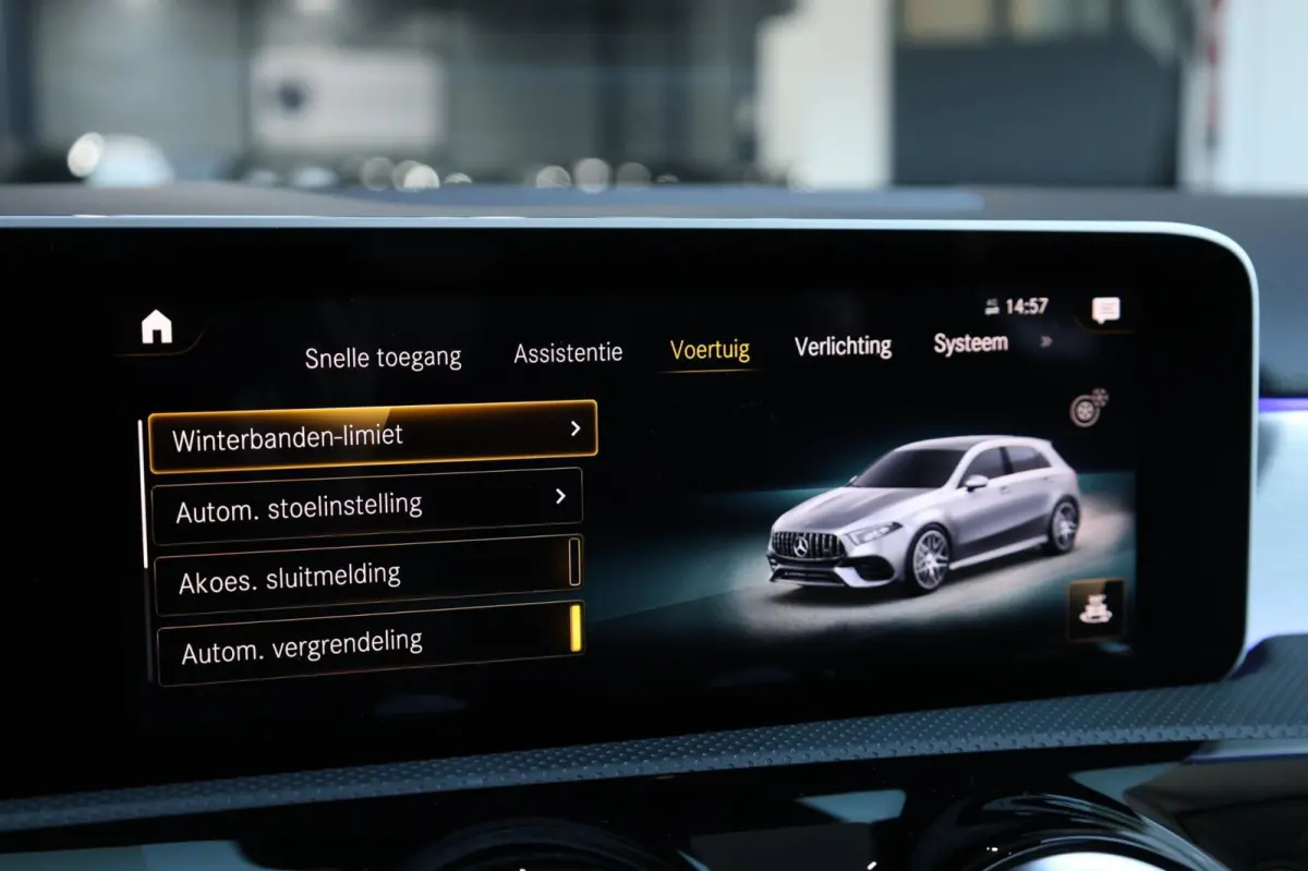 AMG 45 4MATIC+ MULTIBEAM/VIRTUAL/SFEER/PANO/LEER+S.VERWARMING+MEMORY/19" LMV/360 CAM/ACC/12 MND GARANTIE!