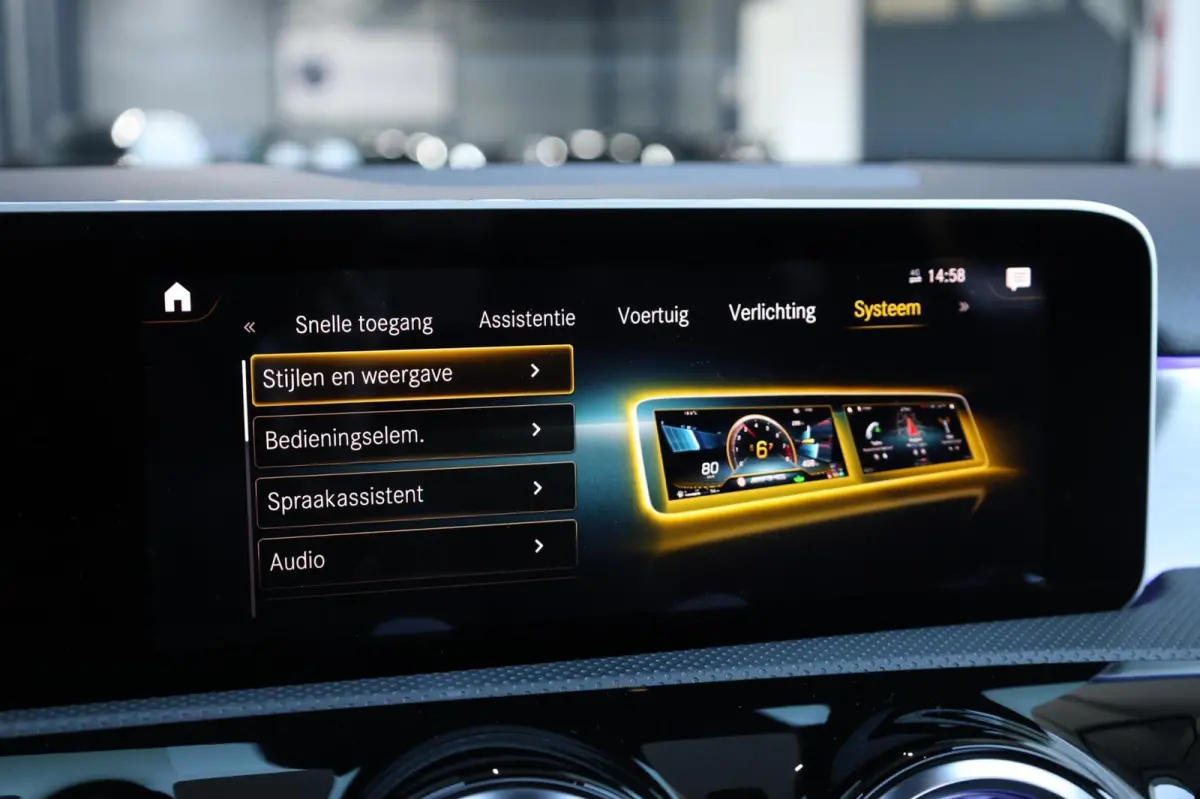 AMG 45 4MATIC+ MULTIBEAM/VIRTUAL/SFEER/PANO/LEER+S.VERWARMING+MEMORY/19" LMV/360 CAM/ACC/12 MND GARANTIE!