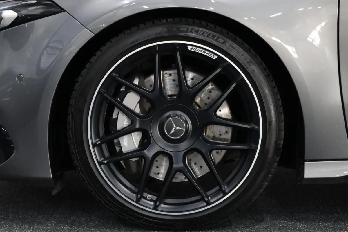 AMG 45 4MATIC+ MULTIBEAM/VIRTUAL/SFEER/PANO/LEER+S.VERWARMING+MEMORY/19" LMV/360 CAM/ACC/12 MND GARANTIE!
