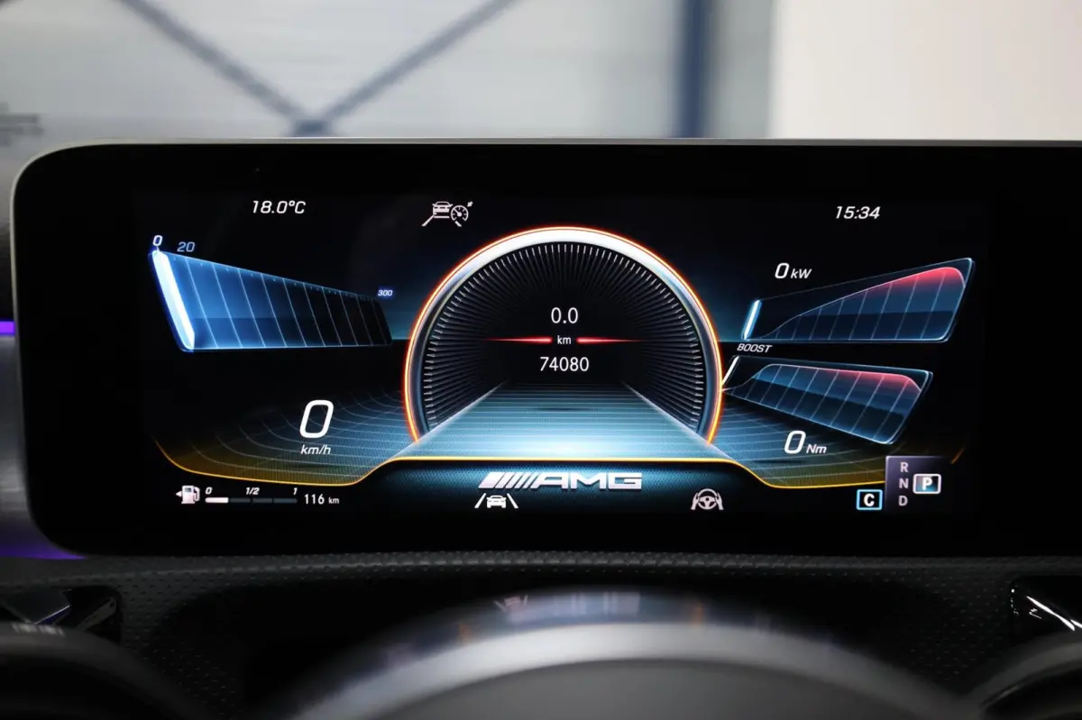 AMG 45 4MATIC+ MULTIBEAM/VIRTUAL/SFEER/PANO/LEER+S.VERWARMING+MEMORY/19" LMV/360 CAM/ACC/12 MND GARANTIE!