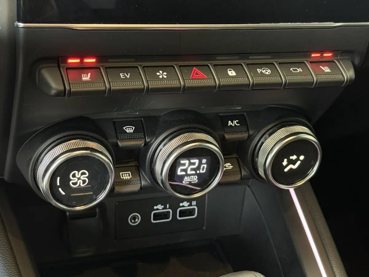 1.6 E-Tech Full Hybrid 145 esprit Alpine | Groot Navi | Bose | 360 | ACC | Dode hoek | 17" | Carplay | Led | 100% Renault Dealer onderhouden!