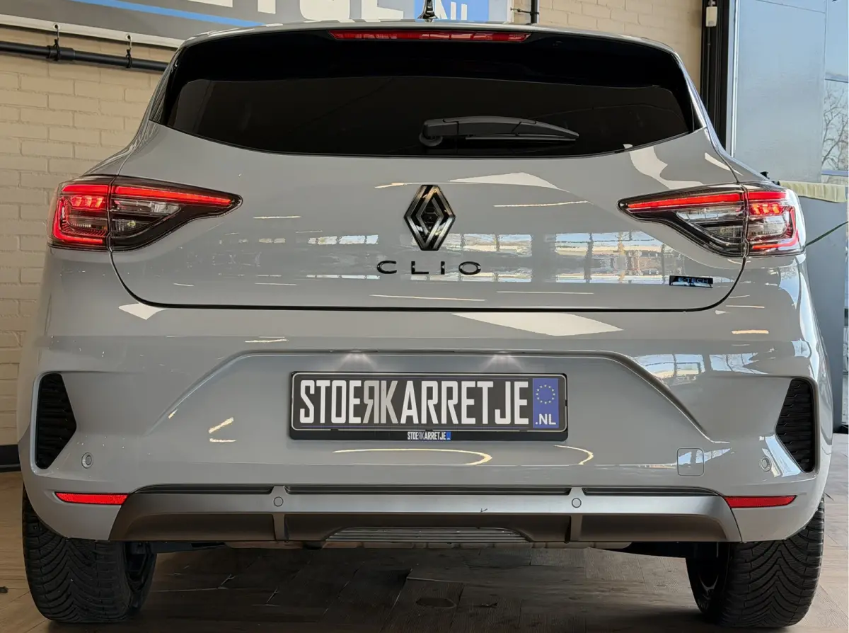 1.6 E-Tech Full Hybrid 145 esprit Alpine | Groot Navi | Bose | 360 | ACC | Dode hoek | 17" | Carplay | Led | 100% Renault Dealer onderhouden!