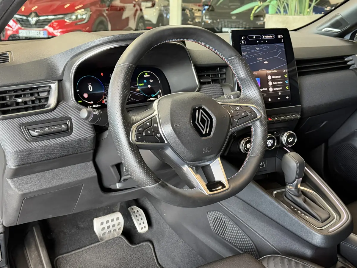 1.6 E-Tech Full Hybrid 145 esprit Alpine | Groot Navi | Bose | 360 | ACC | Dode hoek | 17" | Carplay | Led | 100% Renault Dealer onderhouden!