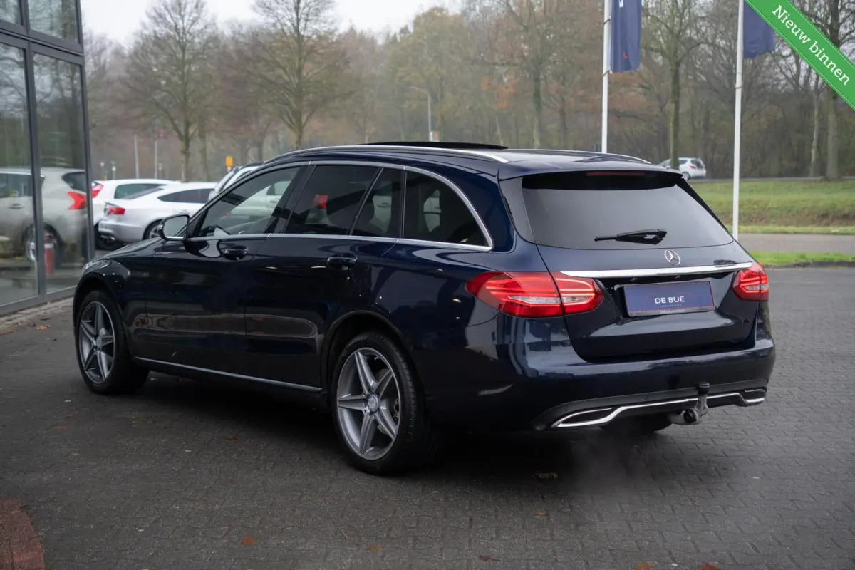 220 CDI 4Matic|Prestige AMG|Burmester|Trekhaak|Panoramadak|Leder|Stoel Ventilatie / Verwarming|Cavansite Blue|Volledig Onderhouden