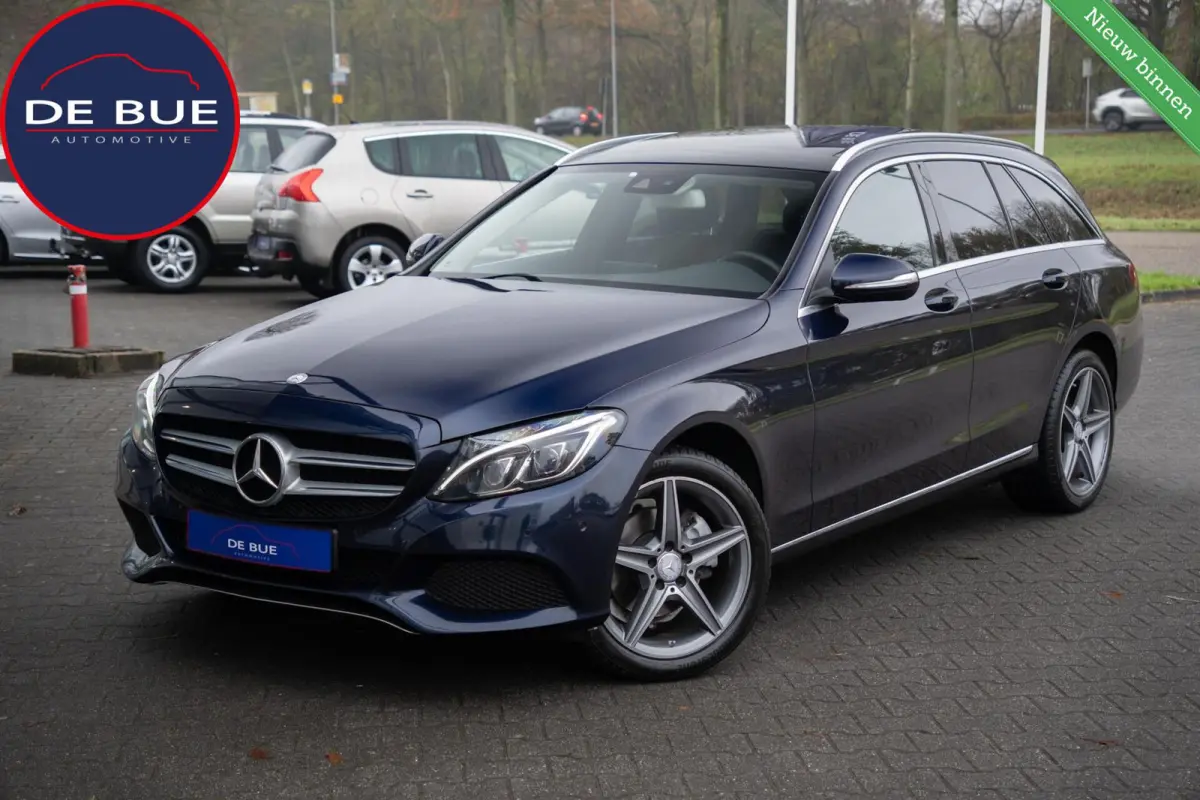 220 CDI 4Matic|Prestige AMG|Burmester|Trekhaak|Panoramadak|Leder|Stoel Ventilatie / Verwarming|Cavansite Blue|Volledig Onderhouden