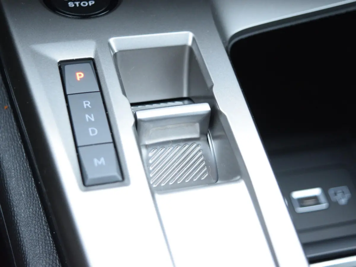 1.2 Hybrid 145 e-DCS6 Allure 145 PK | NAVI | PARKEERSENSOREN MET CAMERA | NIEUW MODEL!
