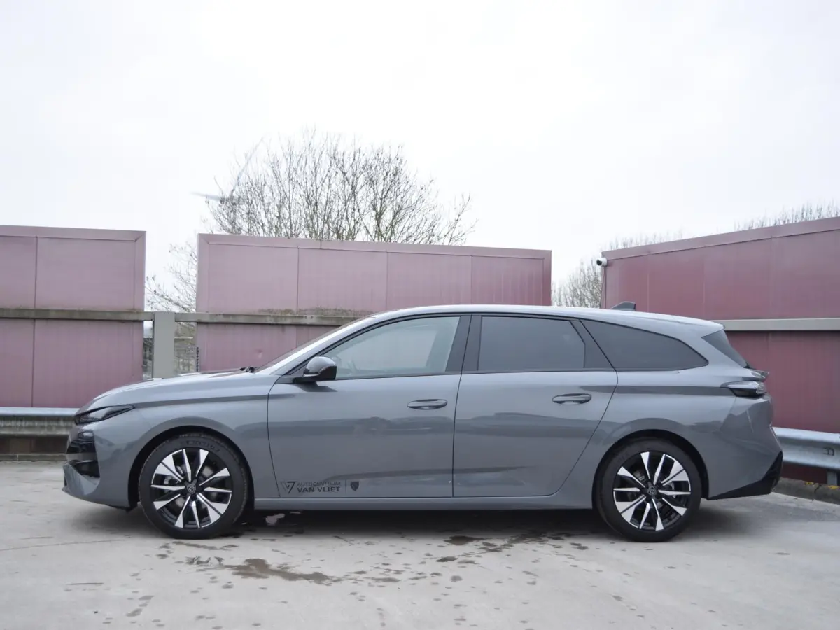 1.2 Hybrid 145 e-DCS6 Allure 145 PK | NAVI | PARKEERSENSOREN MET CAMERA | NIEUW MODEL!