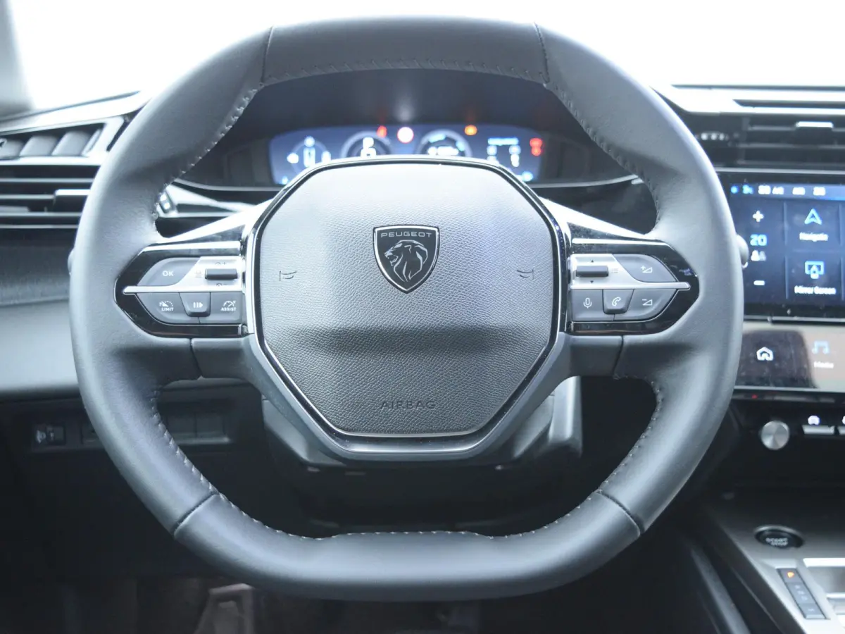 1.2 Hybrid 145 e-DCS6 Allure 145 PK | NAVI | PARKEERSENSOREN MET CAMERA | NIEUW MODEL!