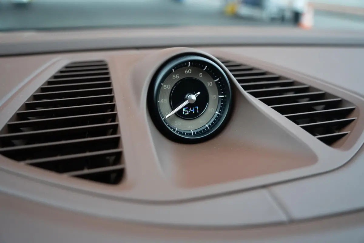 4 E 100 kWh|1 Eig.|Org NL NAP|BTW|Luchtvering|Sportchrono|BOSE|360|ClubLeder|Dealer Onderhouden