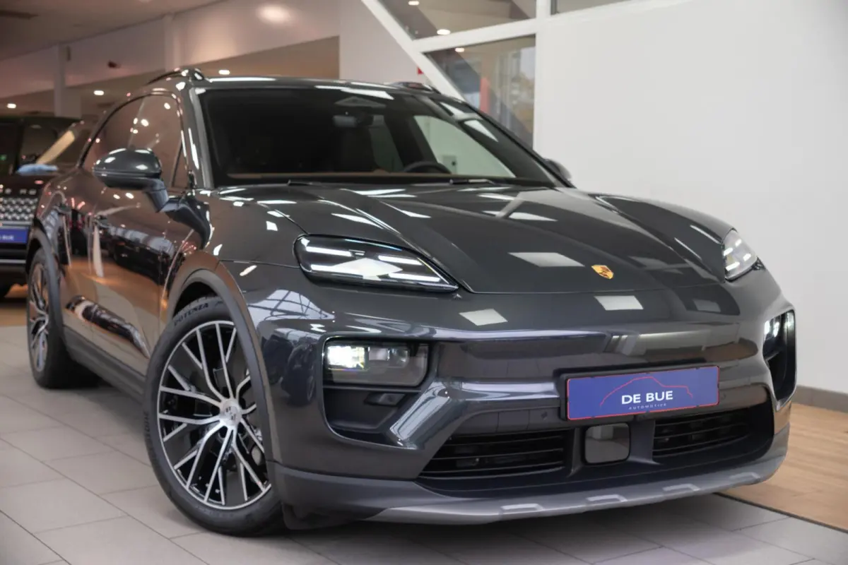 4 E 100 kWh|1 Eig.|Org NL NAP|BTW|Luchtvering|Sportchrono|BOSE|360|ClubLeder|Dealer Onderhouden