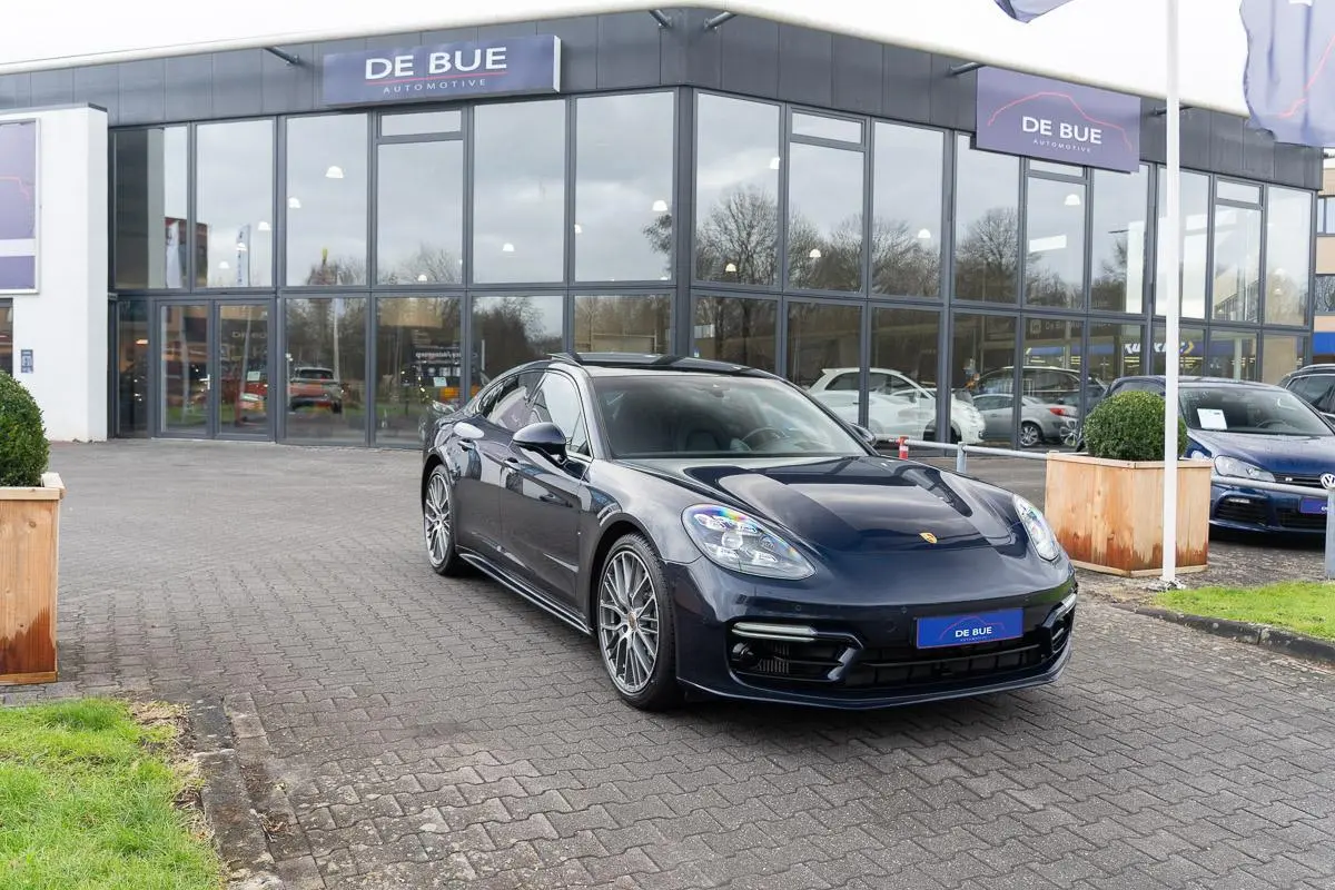 2.9 4 E-Hybrid|Org. NL|1 Eig.|SportDesign|Panoramadak|BOSE|Massage|Soft Close|Head UP|Nachtblauw Metallic|Dealer Onderhouden